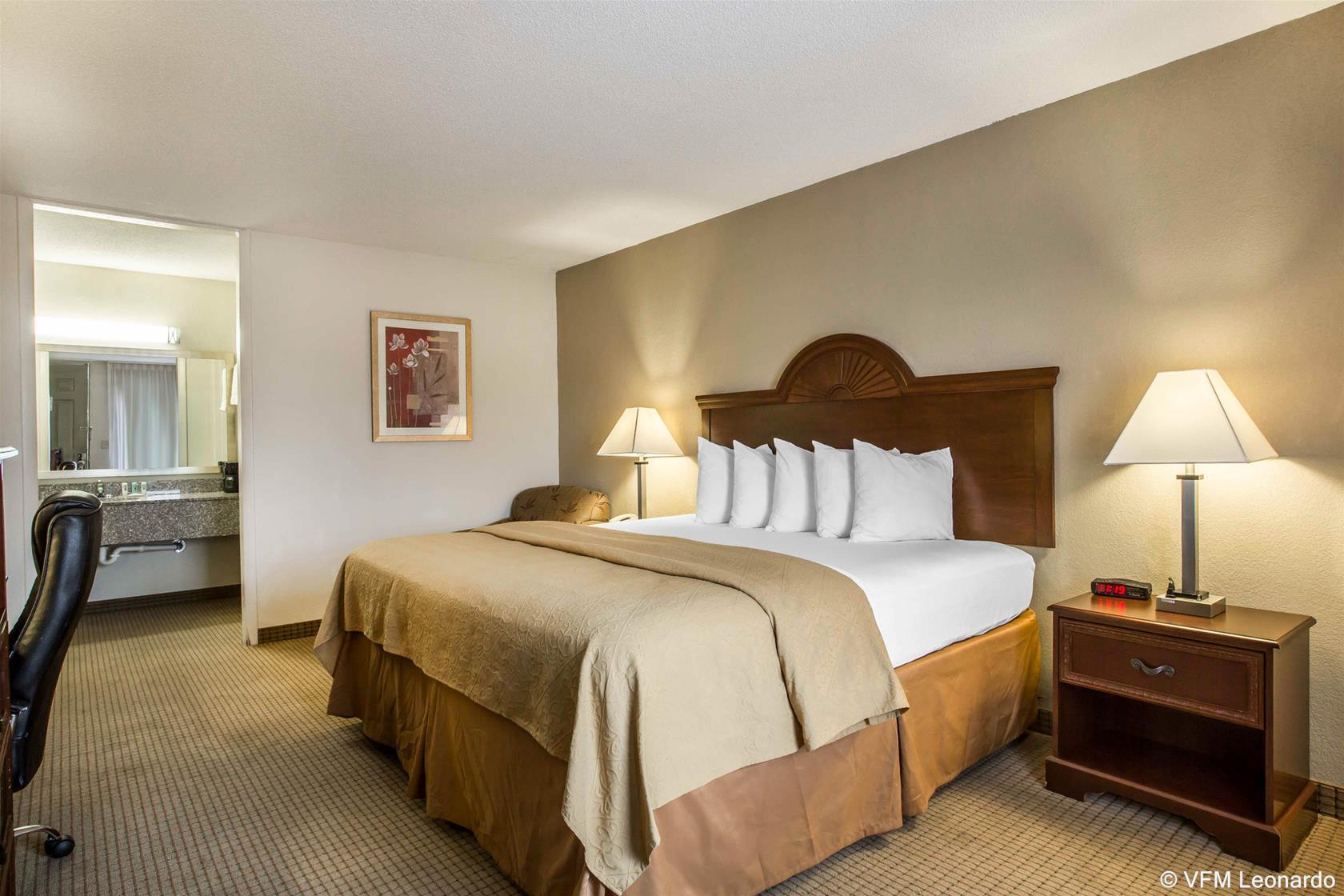 Quality Inn & Suites Near Lake Eufaula Buitenkant foto