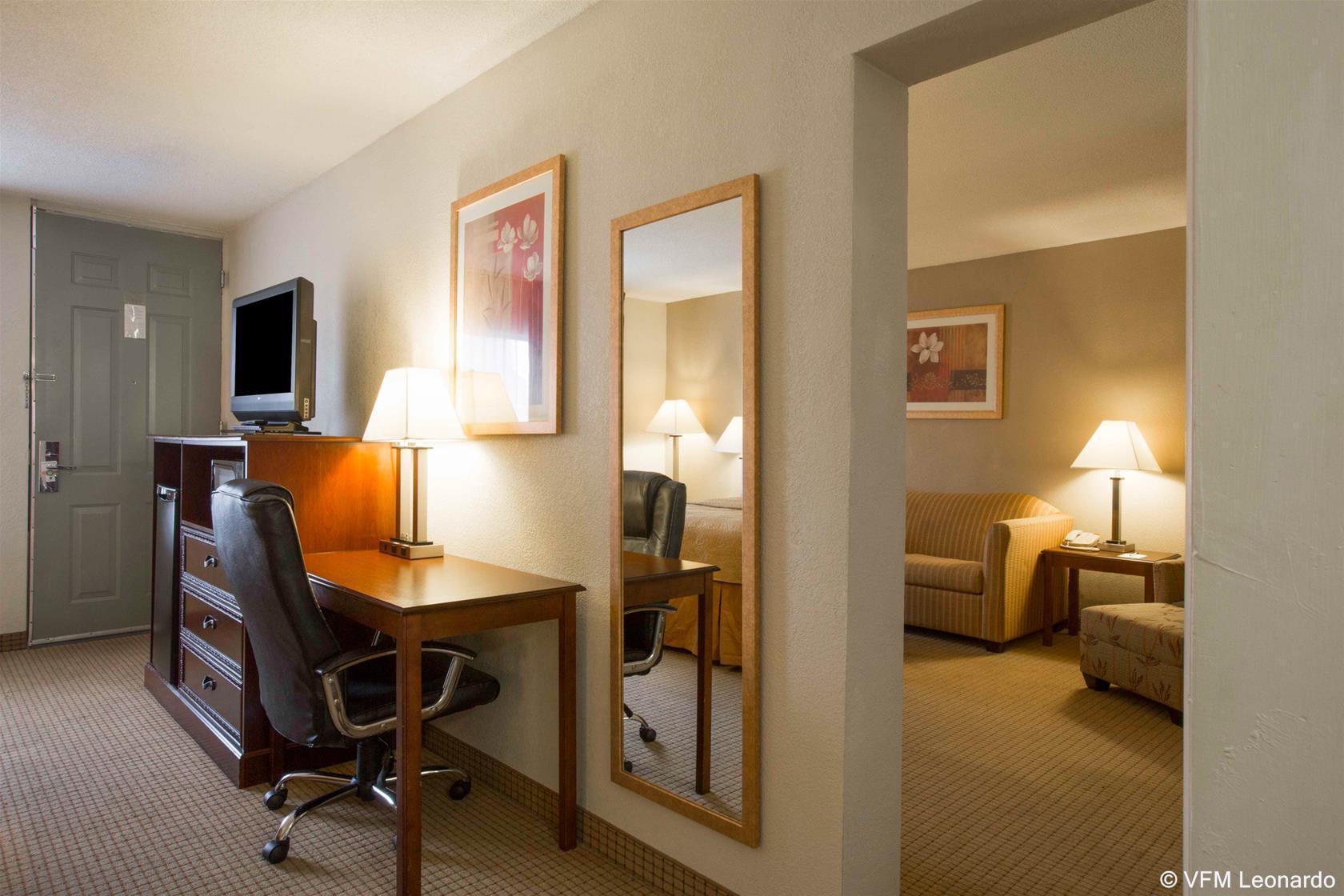 Quality Inn & Suites Near Lake Eufaula Buitenkant foto