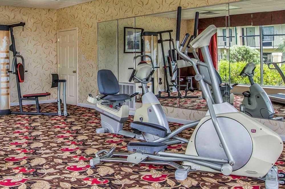 Quality Inn & Suites Near Lake Eufaula Buitenkant foto