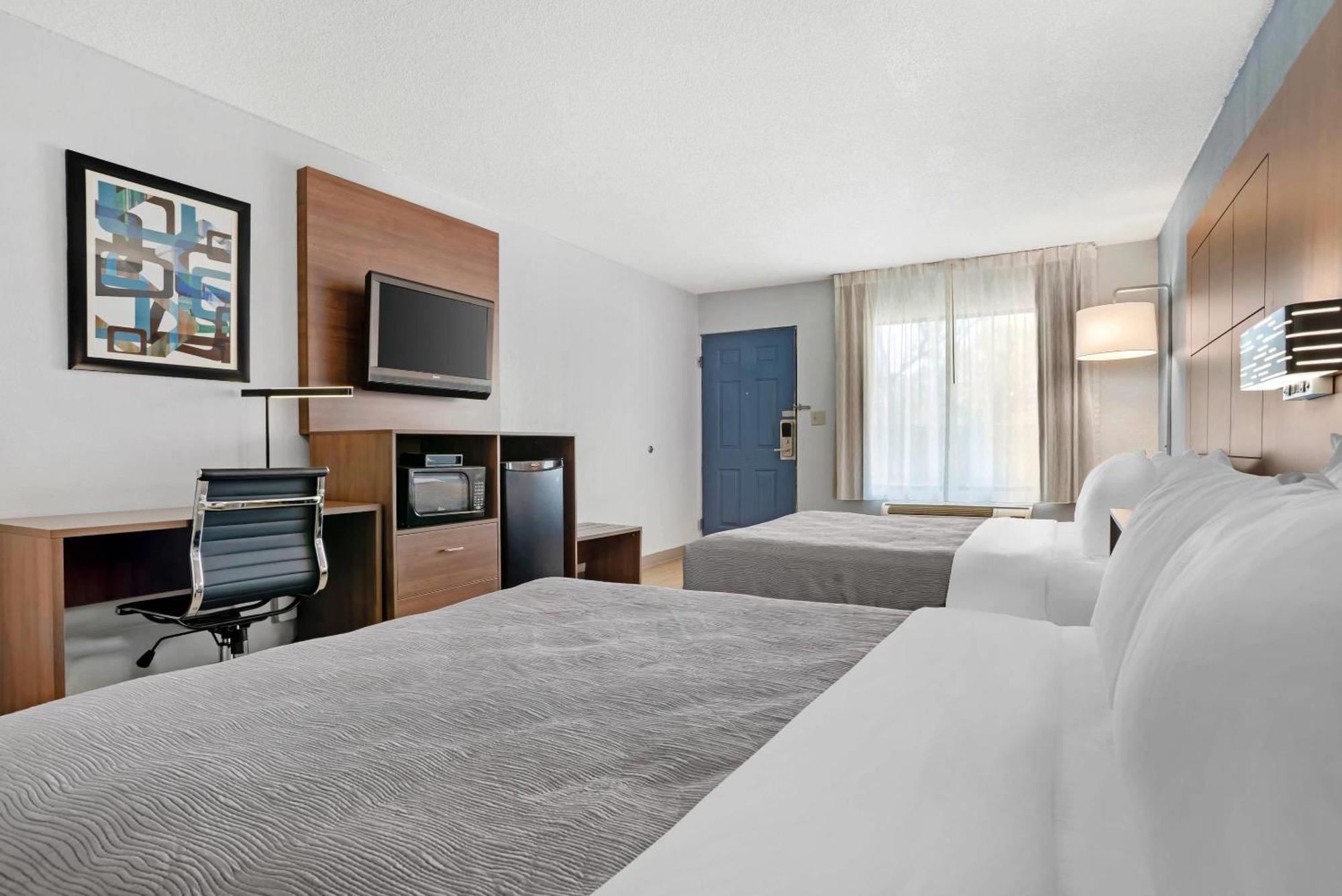 Quality Inn & Suites Near Lake Eufaula Buitenkant foto
