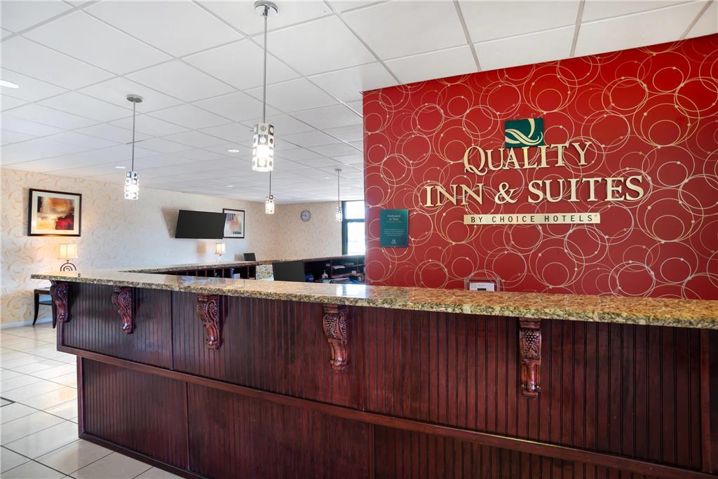 Quality Inn & Suites Near Lake Eufaula Interieur foto