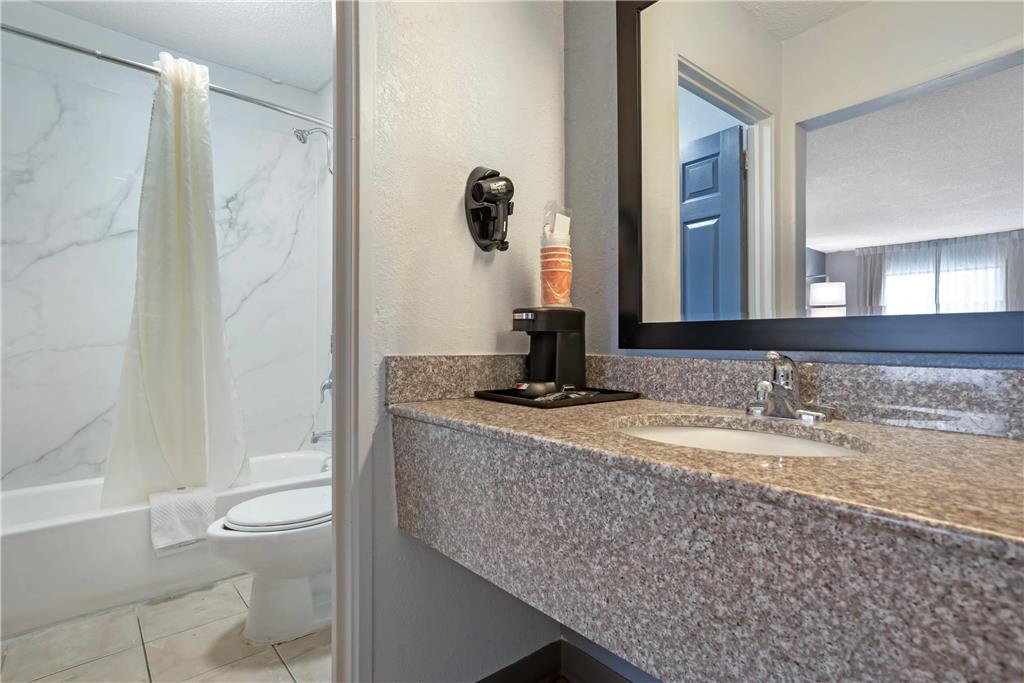 Quality Inn & Suites Near Lake Eufaula Kamer foto
